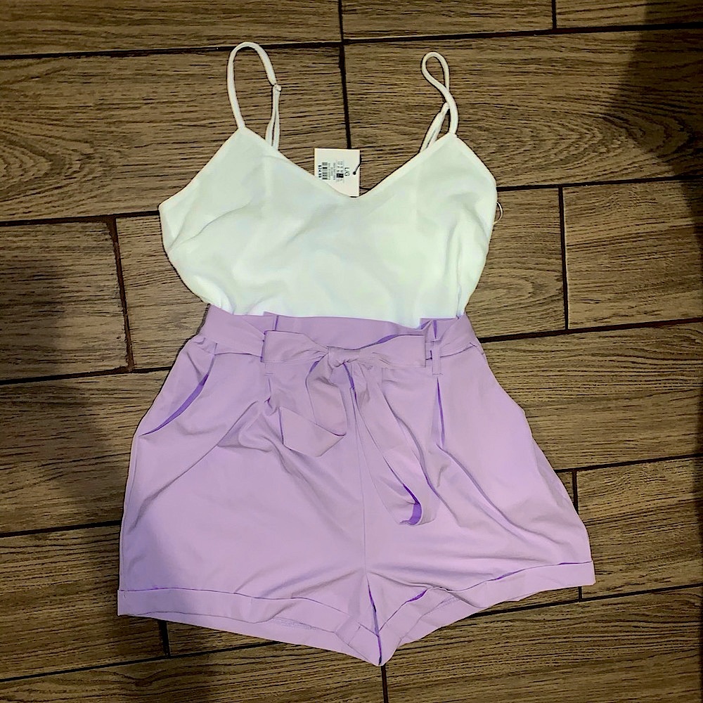 💜 NEW 🏷 ROMPER WITH POCKETS 💜